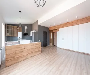 Pomysł na tanią podłogę w kuchni - inspiracje